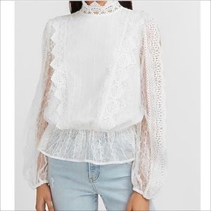 Express white lace scallop top, small